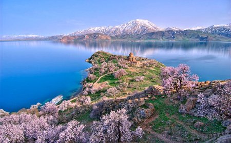 Van Gevaş' da Gezilecek Görülecek Yerler!!!